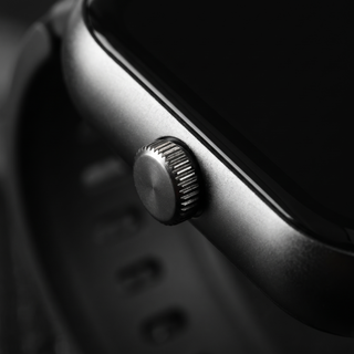 Vitalis Smart Watch - macro detail