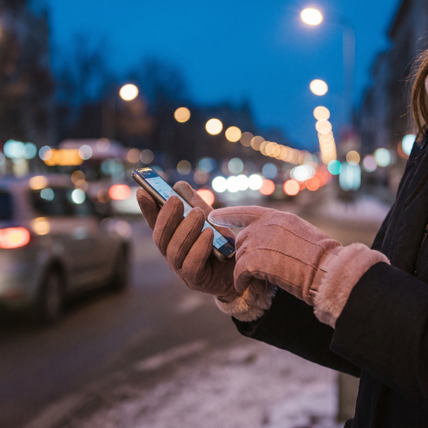 Cozithaw Touchscreen Winter Gloves - dusk motion blur